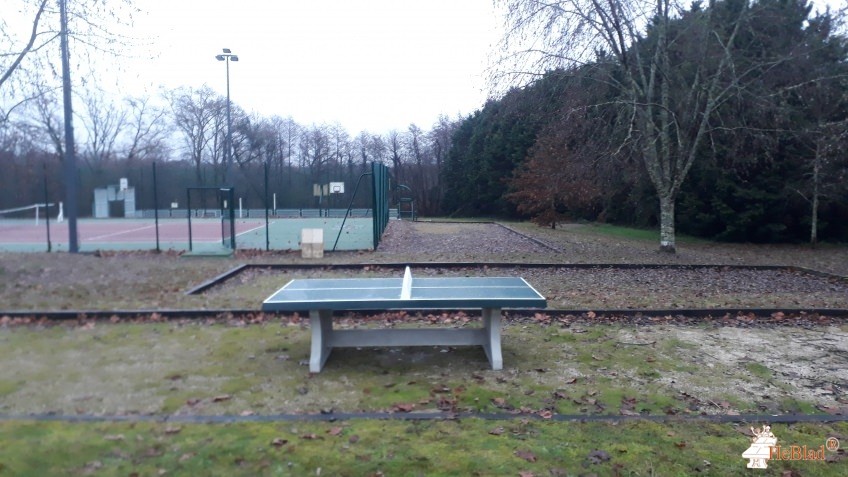 Ecole ( a coté de la Mairie) de Lesgor
