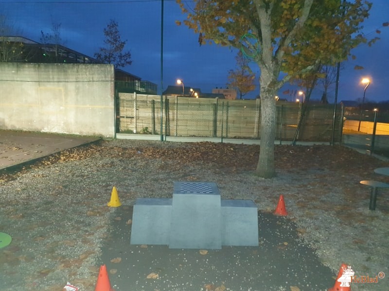 Ecole élémentaire Mérimée - Condorcet uit Verneuil d'Avre et d'Iton