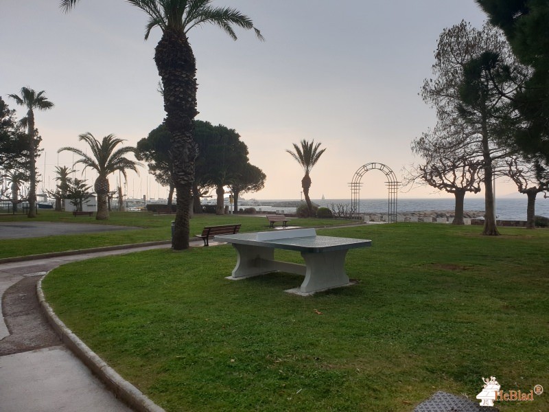 Parc ( à coté du minigolf) de Saint-Raphaël
