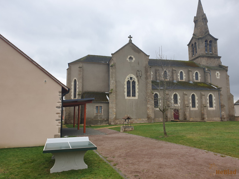 Le Bourg de Arpheuilles Saint Priest