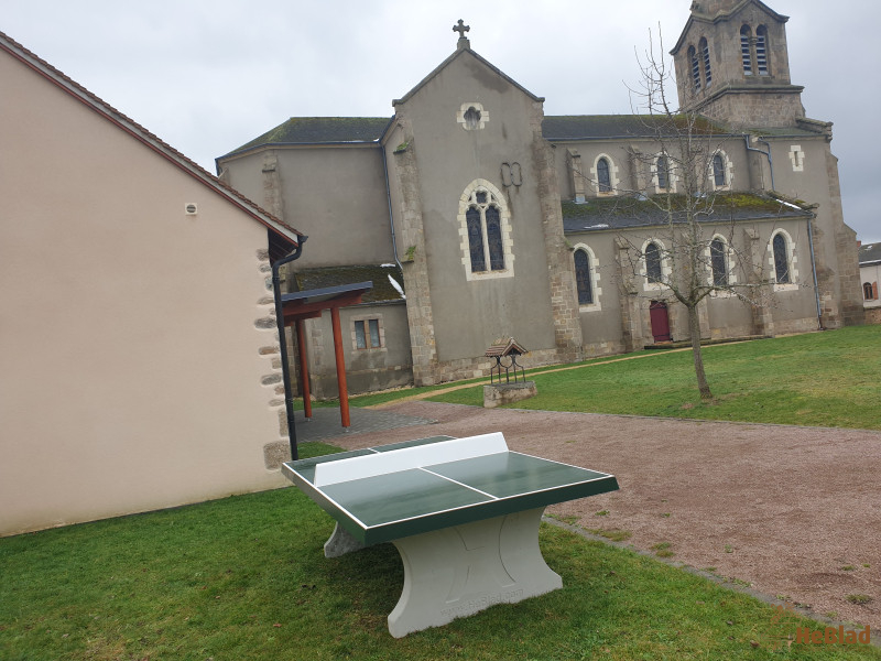 Le Bourg de Arpheuilles Saint Priest