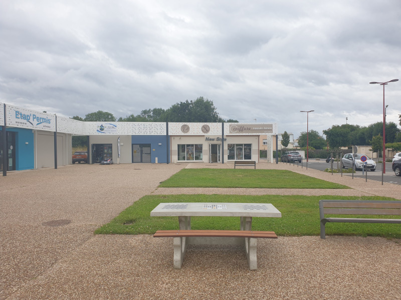 Place des Meuniers de GROSBREUIL