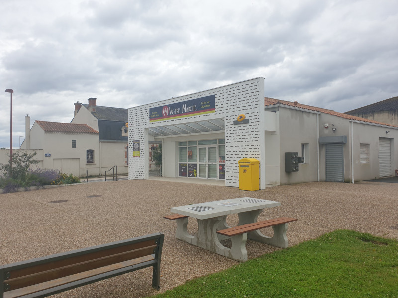 Place des Meuniers de GROSBREUIL