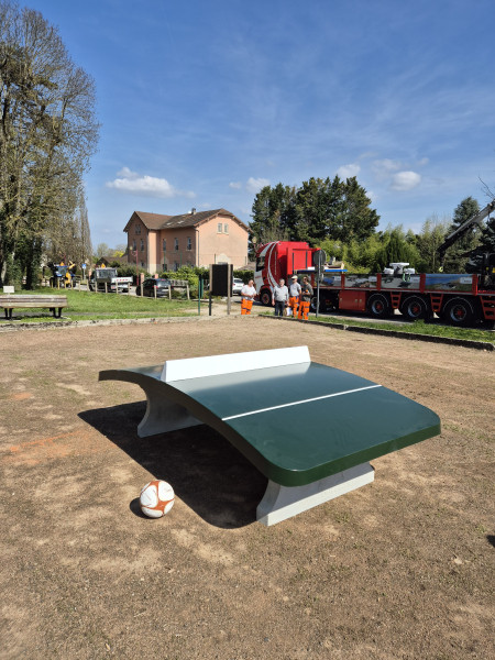 Maison d'Enfants les Planètes de Villieu-Loyes-Mollon