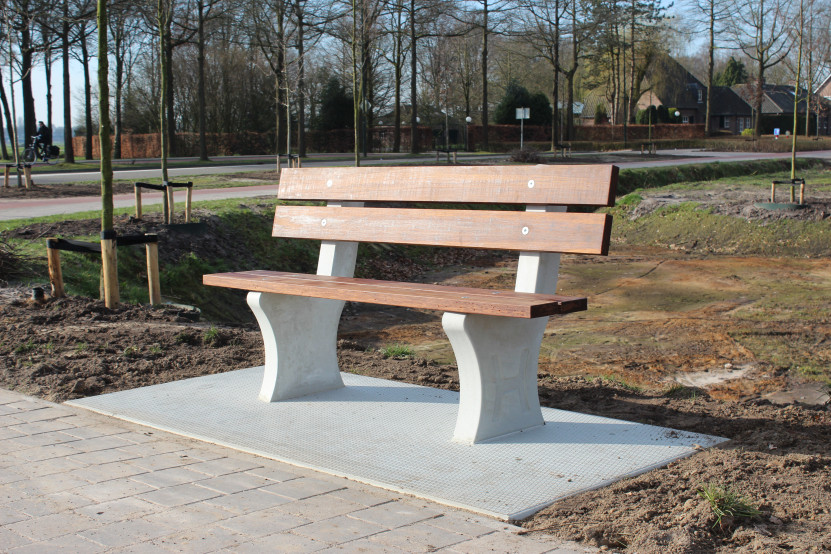 Banc de Parc en béton avec plaque de fond