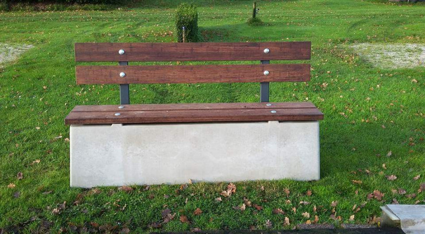 Banc DeLuxe en béton, avec dossier